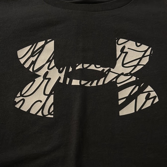 Under Amour Short Sleeve Top - Picture 2 of 5